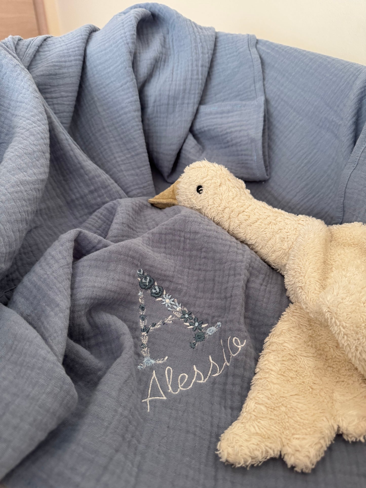 Le maxi-lange brodé Lettre personnalisé