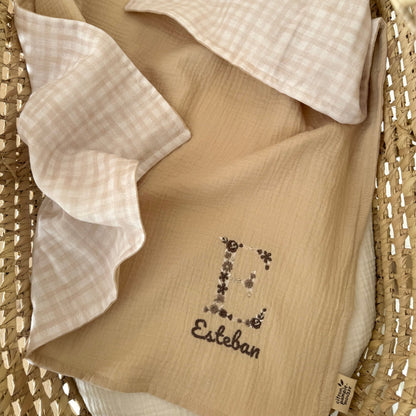 Couverture bébé double gaze coton beige et vichy beige prénom parfait cadeau naissance bébé printemps 